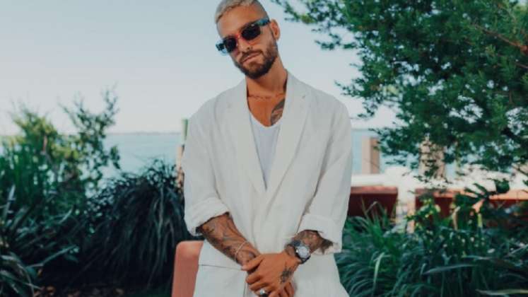 Maluma lanza colección de ropa y calzado