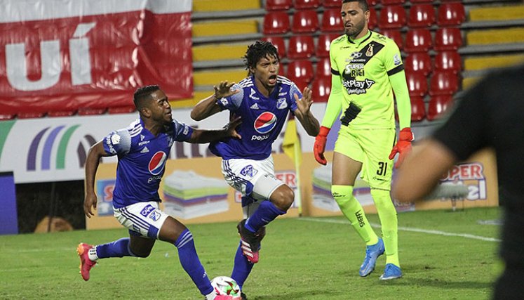 Millonarios y Deportes Tolima igualaron en la final de ida del fútbol colombiano. 