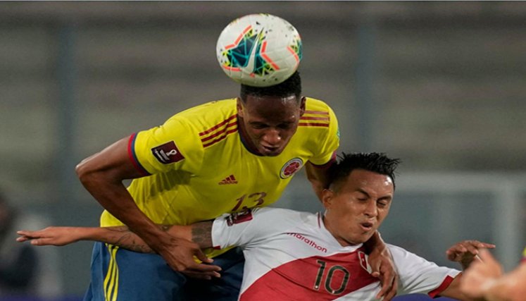 Yerry Mina marcó el tanto que le da la ventaja a la Tricolor.