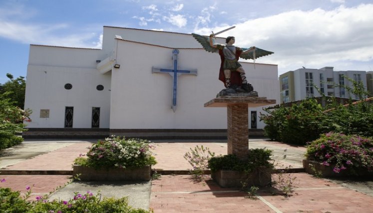 La Parroquia San Miguel Arcángel fue construida en el año 2013. / Fotografía: José Estévez / La Opinión