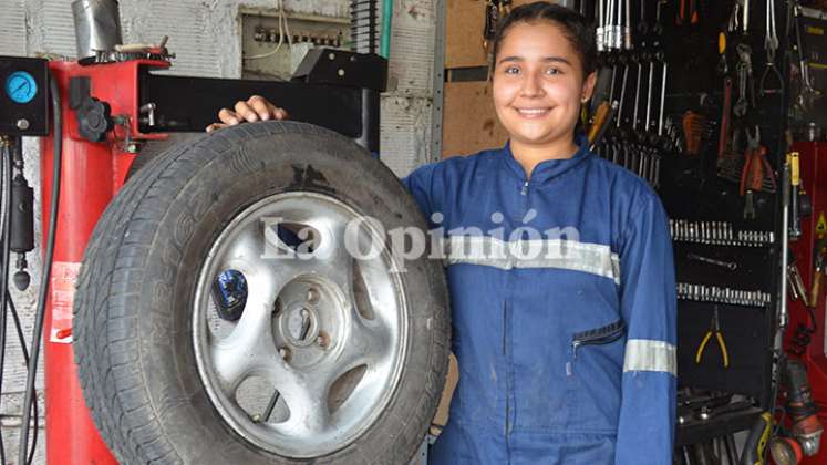 Karen Yurliana Balaguera Fernández tiene 18 años y sueña con ir a la universidad.