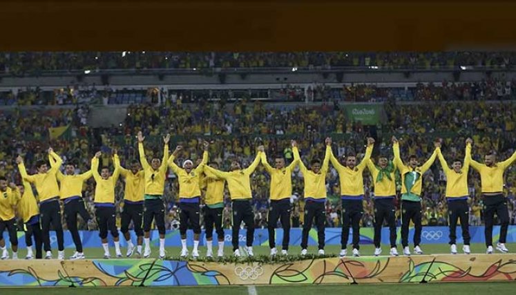 Por fin Brasil pudo conquistar el oro olímpico en fútbol, el único título que le faltaba.