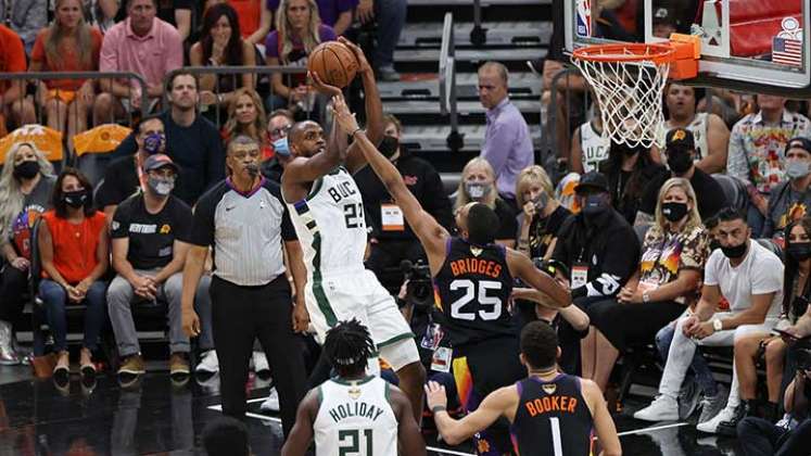 Los Milwaukee Bucks perdieron su segundo partido ante los Phoenix Suns.