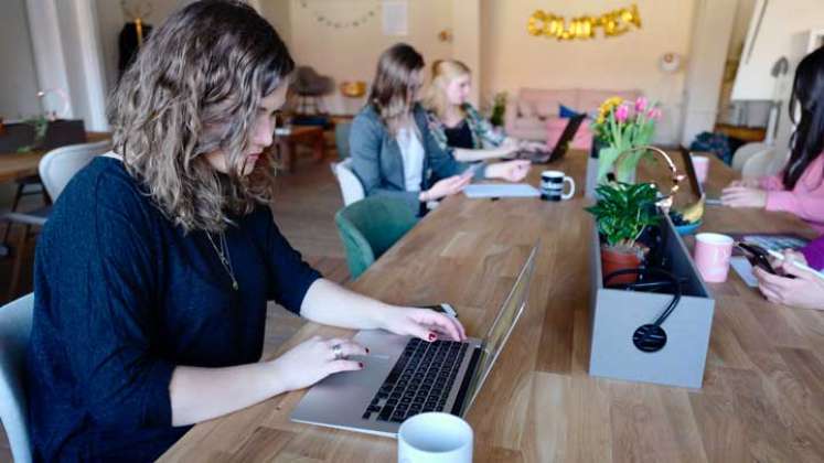 Mercado laboral en las mujeres