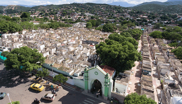 Cementerio Central Vista aérea del Cementerio Central de Cúcuta. / Foto archivo La Opinión