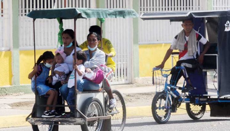 Han tenido que cambiar la gasolina por el pedal por falta combustible 