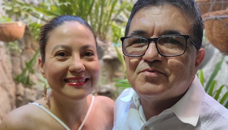 Feliz cumpleaños a nuestro suscriptor Gustavo Lamus Murillo y a su esposa Martha Haydee Peña Valderrama, quienes el pasado 6 de agosto celebraron un año más de vida.