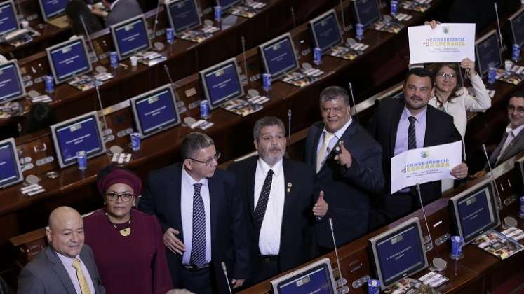 El partido Comunes está atravesando una división interna. /Foto archivo Colprensa