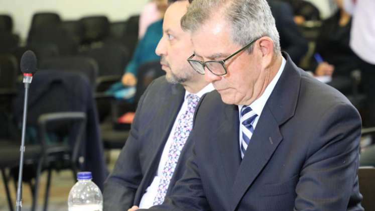 El Tribunal Superior de Bogotá ratificó su decisión de abstenerse de realizar una audiencia de imputación de cargos contra el general en retiro Mario Montoya. / Foto: Colprensa