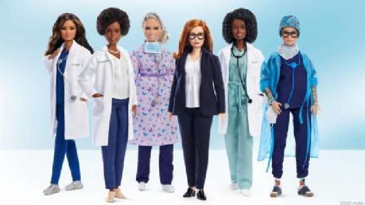 La Barbie rinde homenaje a Celia Cruz