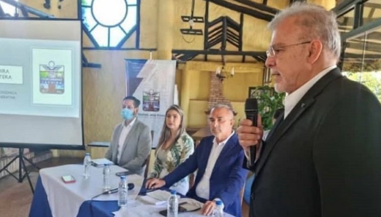 En busca de soluciones para la frontera, se reunieron autoridades y Cámaras económicas del Táchira. / Cortesía/ La Opinión 