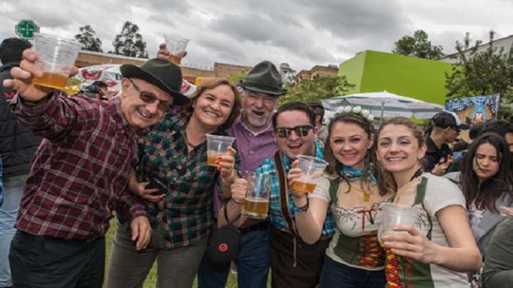 Una manera muy colombiana de celebrar el Oktoberfest./Foto: internet