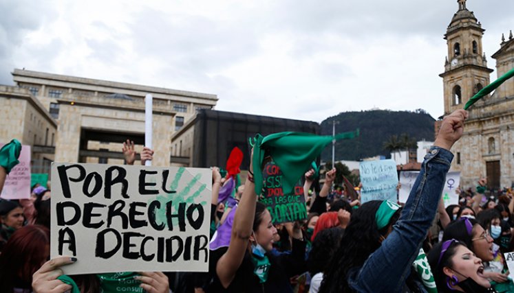 Feministas se unen para pedir a la corte la despenalización total del aborto