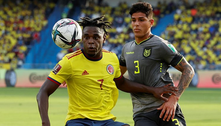 Duván Zapata, delantero de la Selección Colombia.