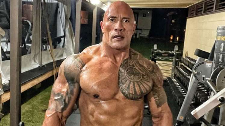 'The Rock' Johnson promete no usar más armas reales en sus películas