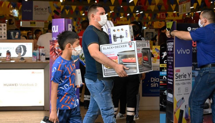 La Opinión te cuenta cómo puedes darle un mejor manejo a la prima de fin de año./Foto: La Opinión