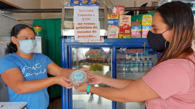 La crisis sanitaria producto de la pandemia se convirtió en la gran oportunidad para un emprendimiento en el municipio de Ocaña. Las escamas de pescado pueden calmar muchas dolencias.