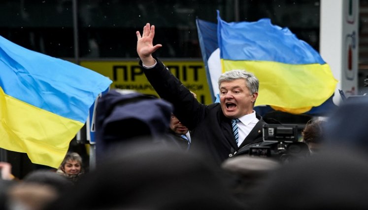 Expresidente Petro Poroshenko regresó a Ucrania