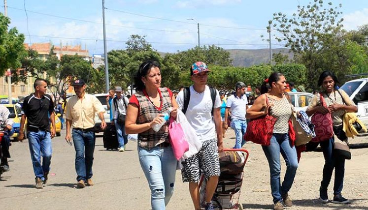 Migrantes venezolanos A la banda criminal Tren de Aragua se atribuyen los cobros ilegales a los migrantes./Foto archivo