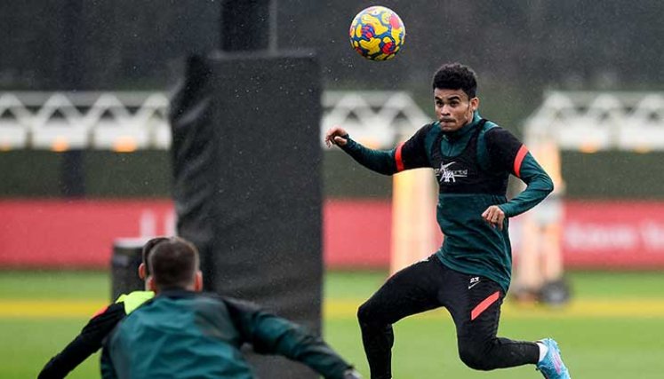 Luis Díaz a a medida que pasan los días se acomoda mejor con el Liverpool.