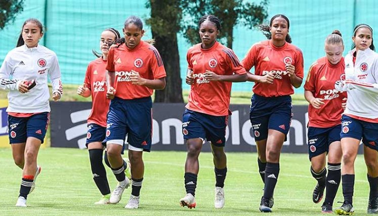 La selección Sub-17 femenina de Colombia confía tener un buen estreno  en el Suramericano de Uruguay.