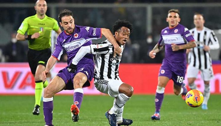 El colombiano Juan Guillermo Cuadrado tuvo un buen desempeño con la Juve en la semifinal de la Copa de Italia.