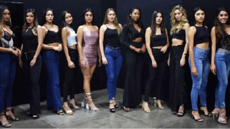 Modelos que compiten para la Pasarela Cúcuta