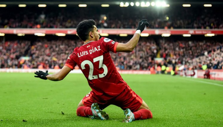 Luis Díaz habla de su adaptación y los logros alcanzados hasta ahora con el Liverpool.