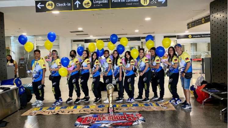 Porristas cucuteñas, campeonas en México