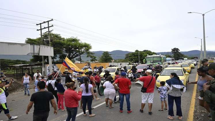 Los cierres fueron intermitentes. / Foto: Jorge Gutiérrez / La Opinión 