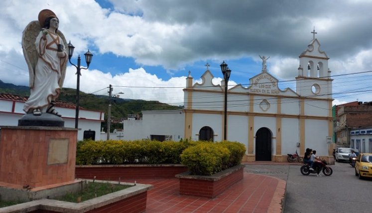 En el cementerio central de Ocaña se encuentra enterrado el tesoro del sacerdote Alejo María Buceta y en torno a ese episodio se han tejido narraciones fantásticas. 