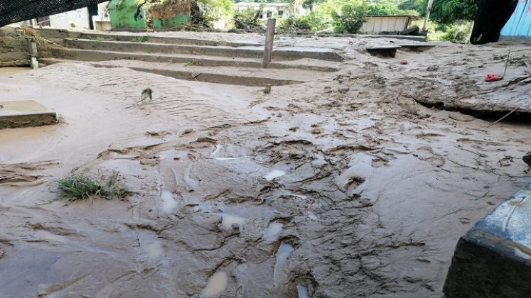 Integrantes de la comunidad Barí de la zona del Catatumbo solicitan la ayuda humanitaria para mitigar los efectos de la ola invernal.