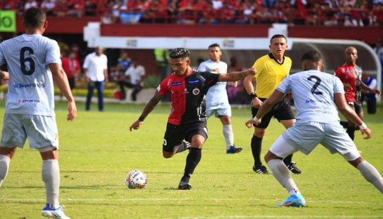 Cúcuta Deportivo empata parcialmente con Barranquilla./Foto: Juan Pablo Cohen - La Opinión