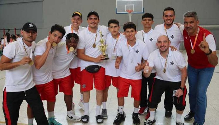 El quinteto de baloncesto del Sena Cúcuta obtuvo la medalla de oro en los Juegos Regionales de Bucaramanga. 