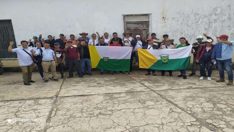 Una polémica como para alquilar balcones se ha suscitado en Ocaña durante la escogencia del nuevo presidente de la Asociación de Juntas de Acción Comunal. El proceso será impugnado ante instancias superiores. / Fotos: Cortesía / La Opinión 