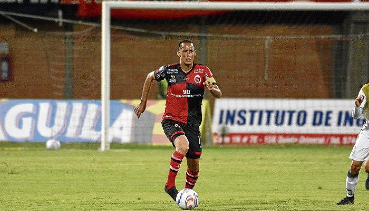 Braynner Yesid García, defendió con orgullo los colores del Cúcuta Deportivo hasta el final de carrera, demostrando una pasión y amor incondicional.