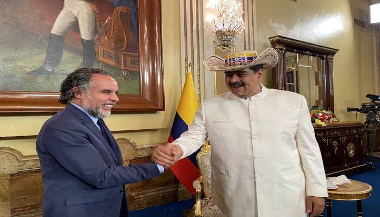 El embajador de Colombia en Venezuela, Armando Benedetti, se reunió con el presidente Nicolás Maduro. /Colprensa El embajador de Colombia en Venezuela Armando Benedetti