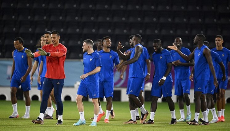 Francia espera asegurar la clasificación frente a Dinamarca que viene de empatar  en la primera fecha.