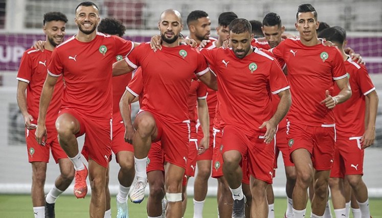La selección de Marruecos enfrenta a la eliminada Canadá en juego que espera sellar el pase a octavos de final.