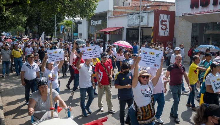 En Cúcuta también se movilizaron para manifestar su respaldo a Gustavo Petro en sus cien días de gobierno./Foto Jorge Gutiérrez-La Opinión