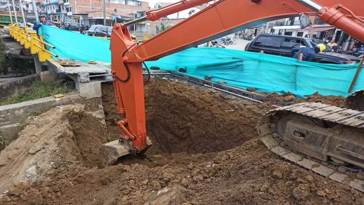 La territorial de Invías en el Norte de Santander, ultima detalles para entregar el puente La Sal en el municipio de Ocaña averiado por la ola invernal.  