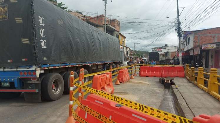 Transportadores de Ocaña temen el colapso de la estructura./ Foto: Cortesía / La Opinión