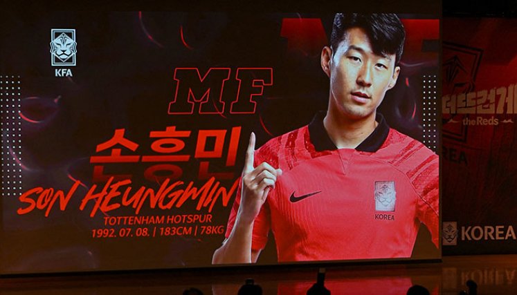 Son, delantero de Corea del Sur. 