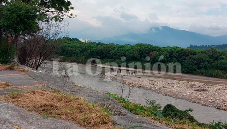 Muerto cerca al puente de La Gazapa