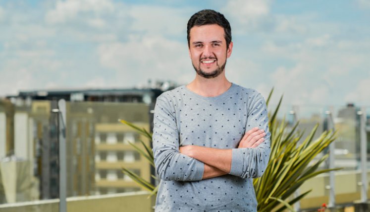 Alvaro Umaña, Gerente de Asuntos-Corporativos de la CCE