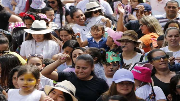 Con distintos actos artísticos y culturales culminan las fiestas de carnestolendas en el municipio de Ocaña. Con algunos desmanes primó los actos folclóricos para cambiar las costumbres entre los habitantes de la región.