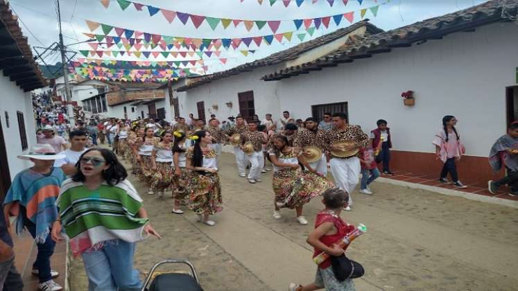 Con distintos actos artísticos y culturales culminan las fiestas de carnestolendas en el municipio de Ocaña. Con algunos desmanes primó los actos folclóricos para cambiar las costumbres entre los habitantes de la región.