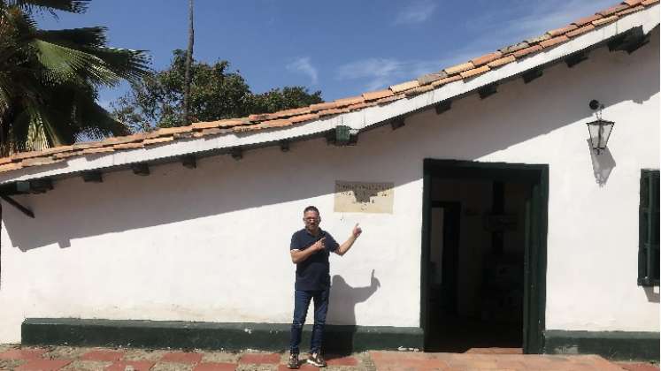 Lucio Melo, pintor, gestor cultural y coordinador del museo La Bagatela