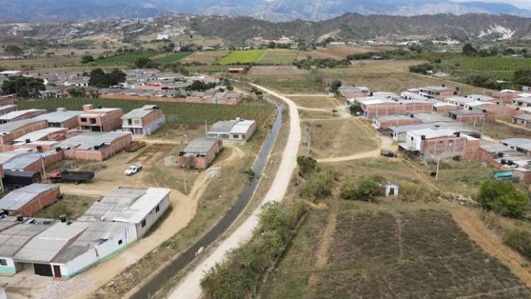 Avanza la adecuación del anillo vial en el municipio de Ábrego para desviar el tráfico pesado. / Foto: Cortesía / La Opinión 