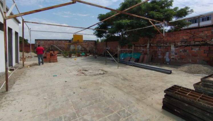 Tras 9 meses de obras, no entregan baterías sanitarias del Espíritu Santo